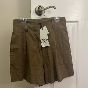 High wasted shorts
